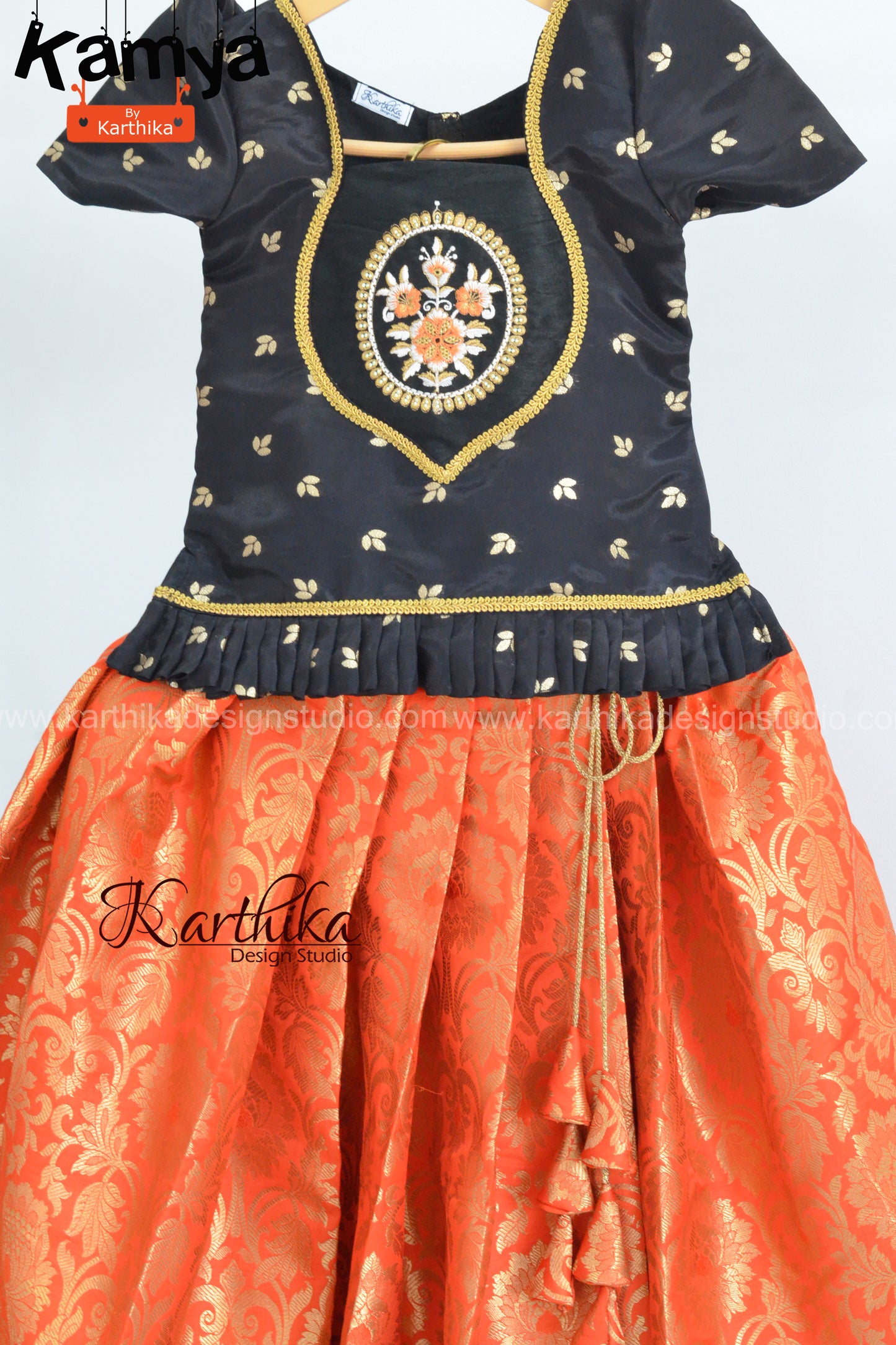 Banarasi silk lehenga blouse