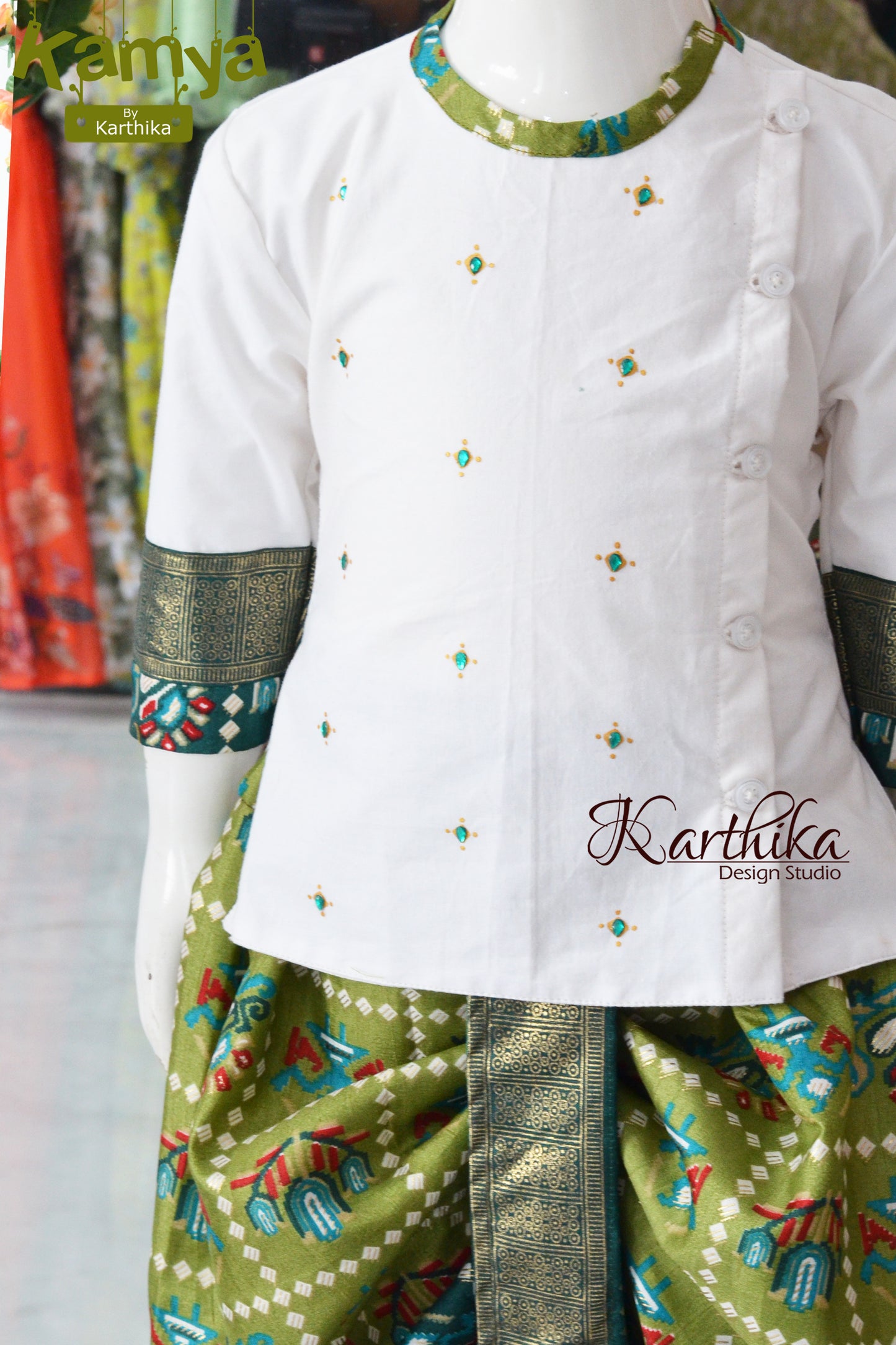 Cotton kurtha with patola silk dhothi