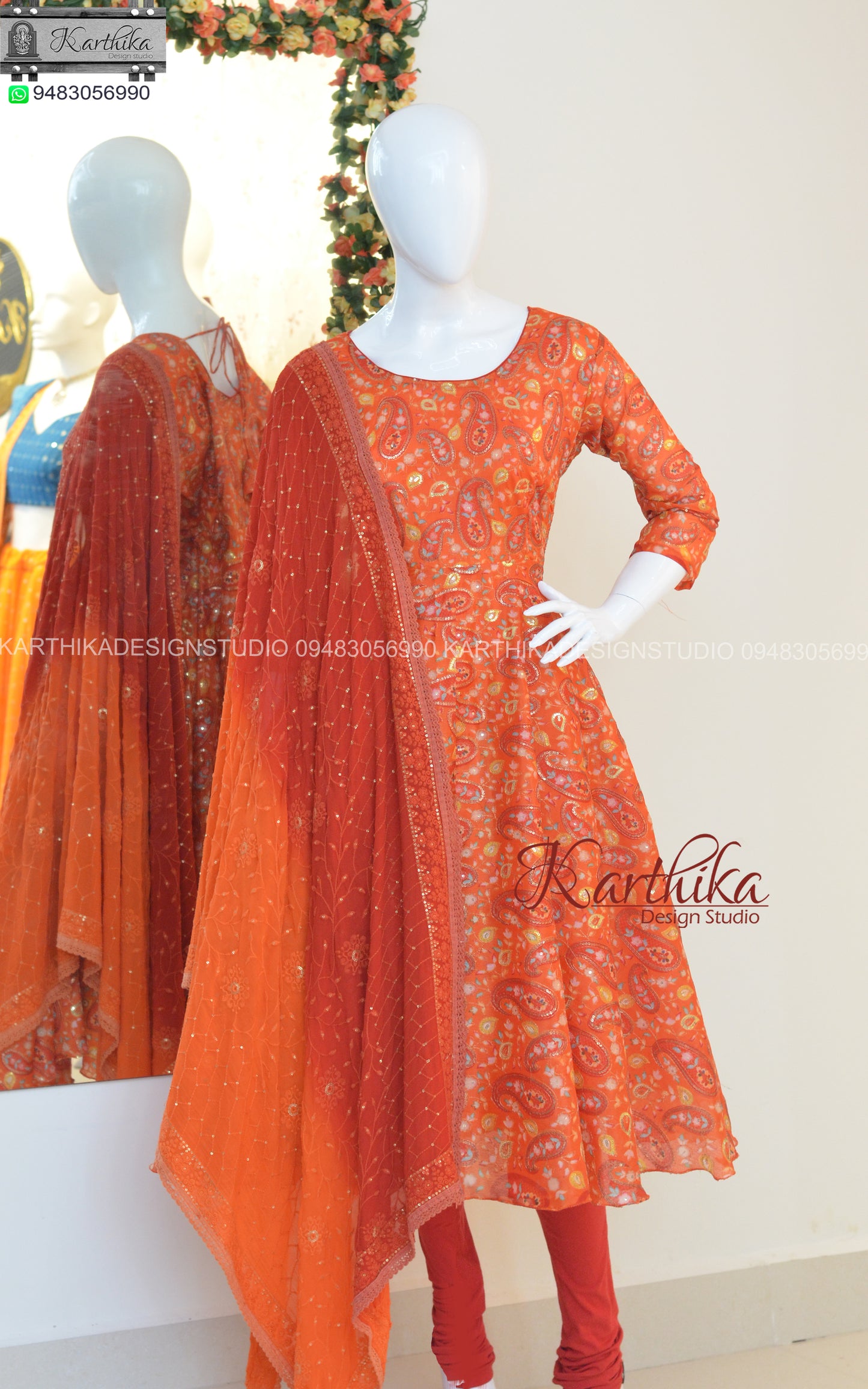 Embroidered Chinnon chudidhar