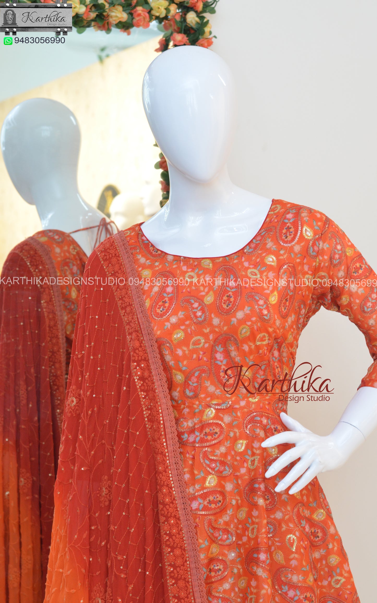 Embroidered Chinnon chudidhar