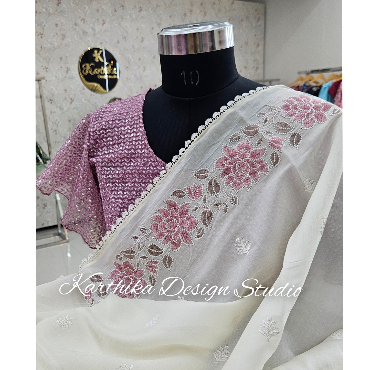 Jasmine silk saree with embroidered border