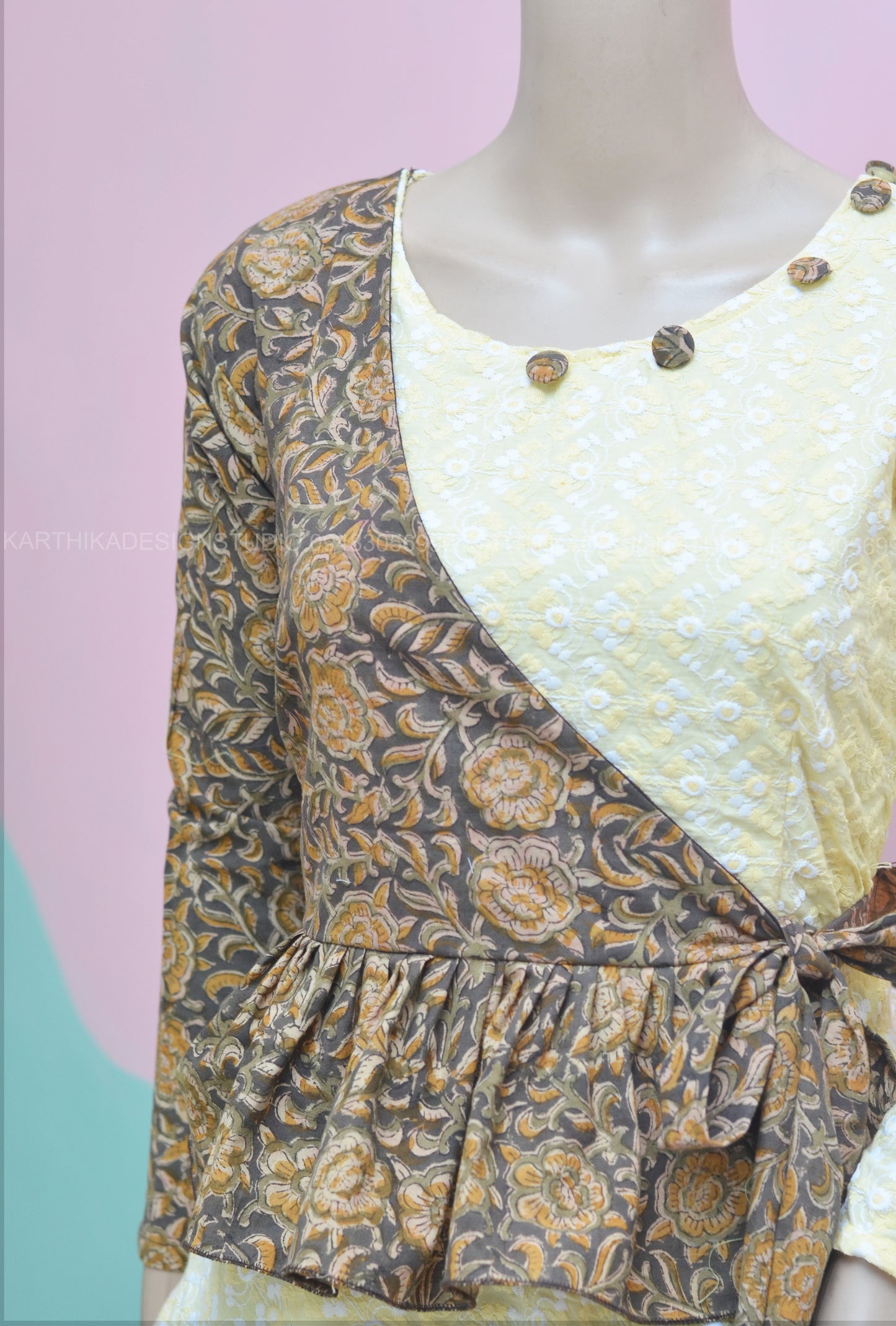 Chikankari/kalamkari cotton kurthi..