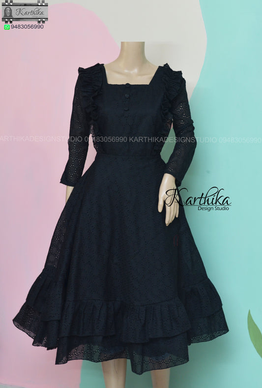 Black Hakoba frock