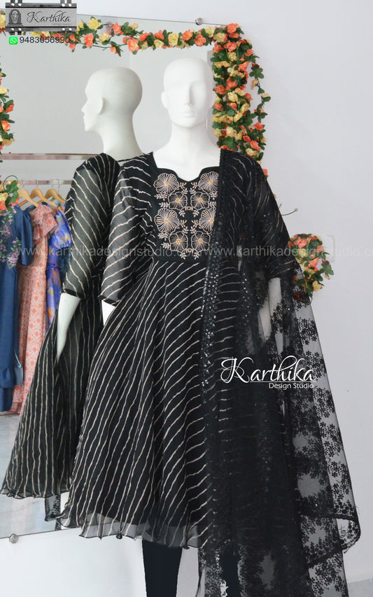 Black leheriya georgette chudidhar