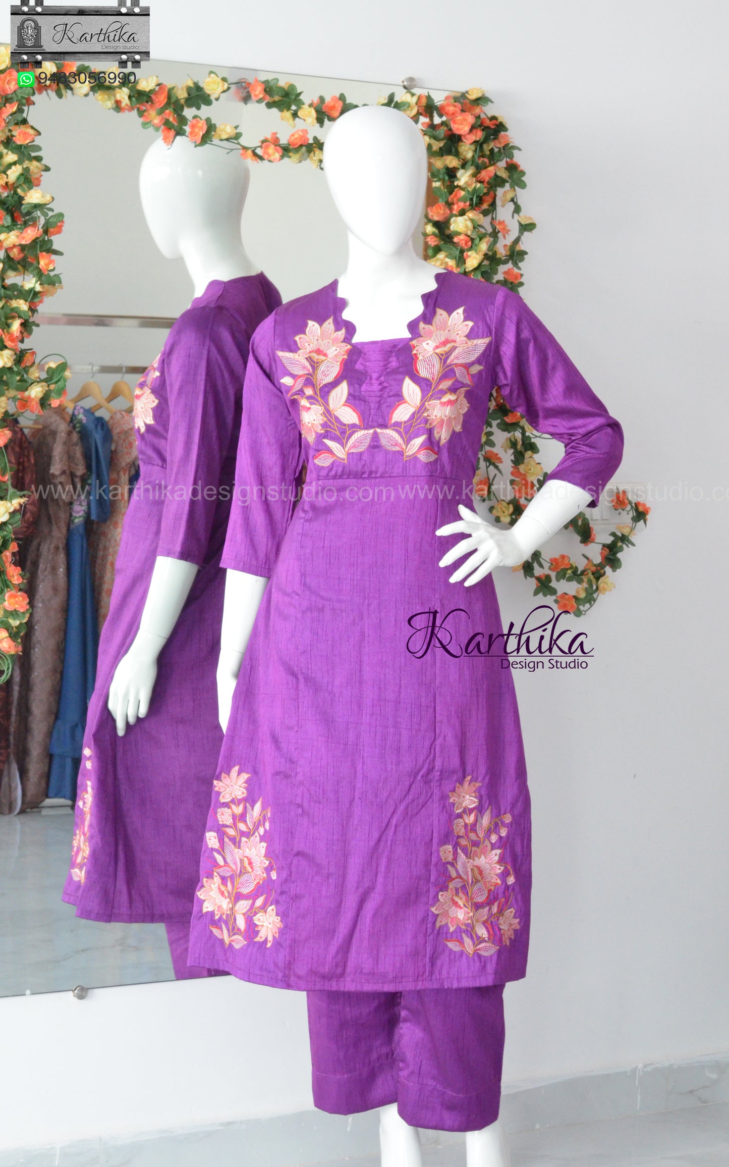 Embroidered raw silk kurthi set