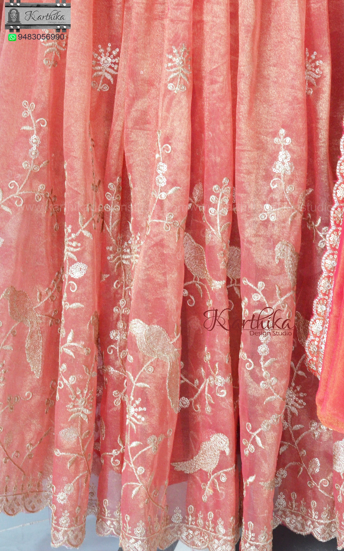 Embroidered soft tissue long gown