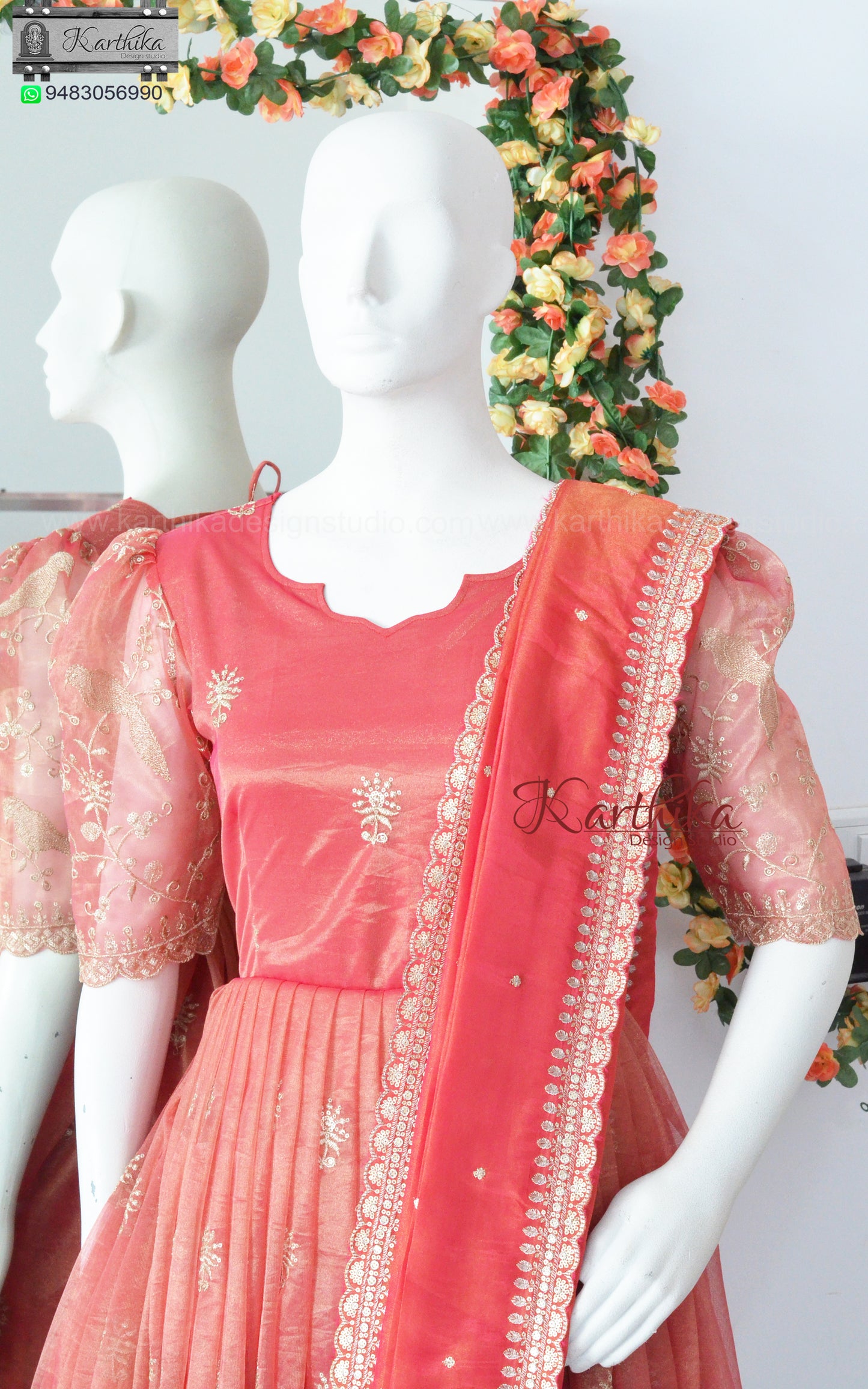 Embroidered soft tissue long gown