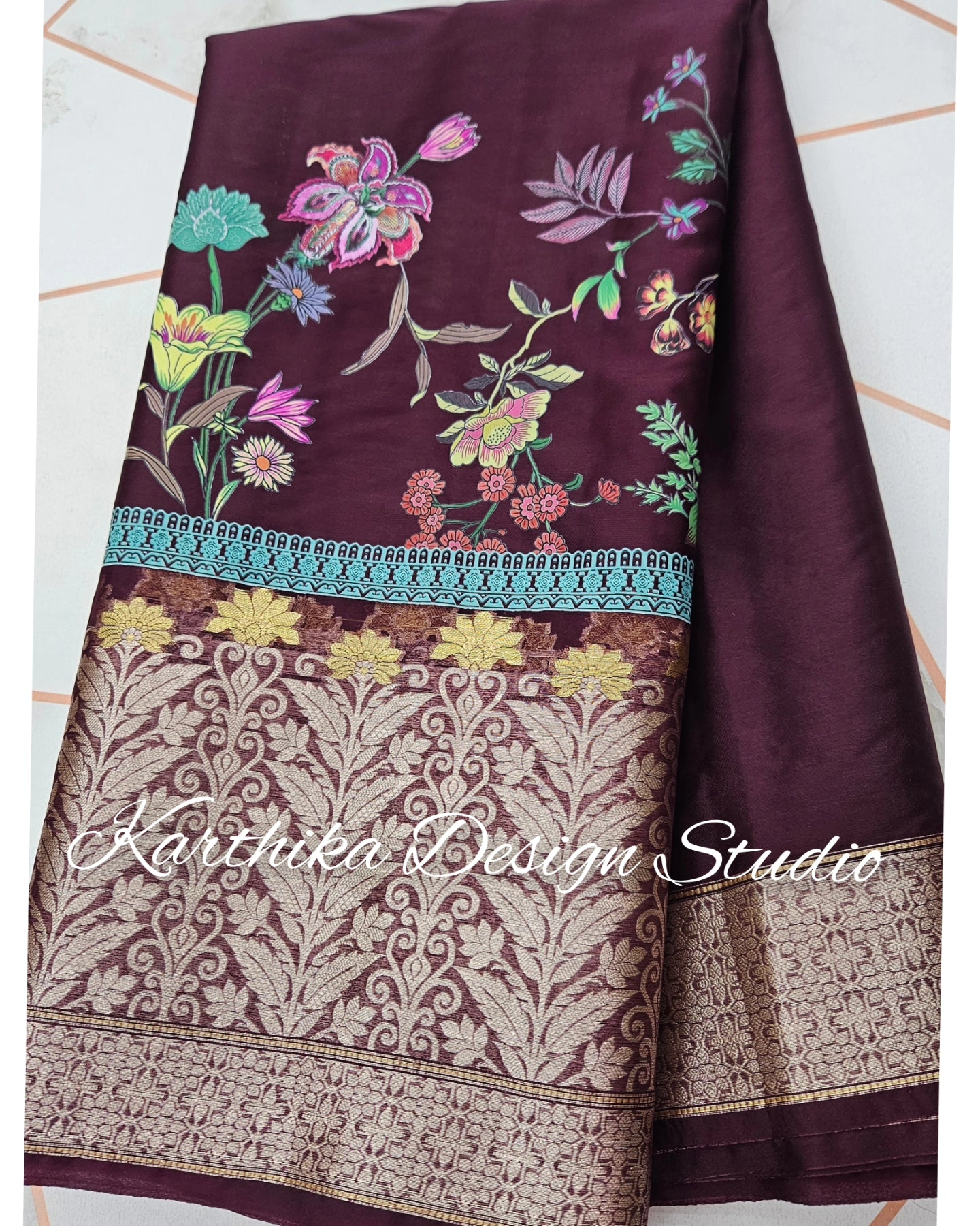 Embossed printed tissue saree with zari border