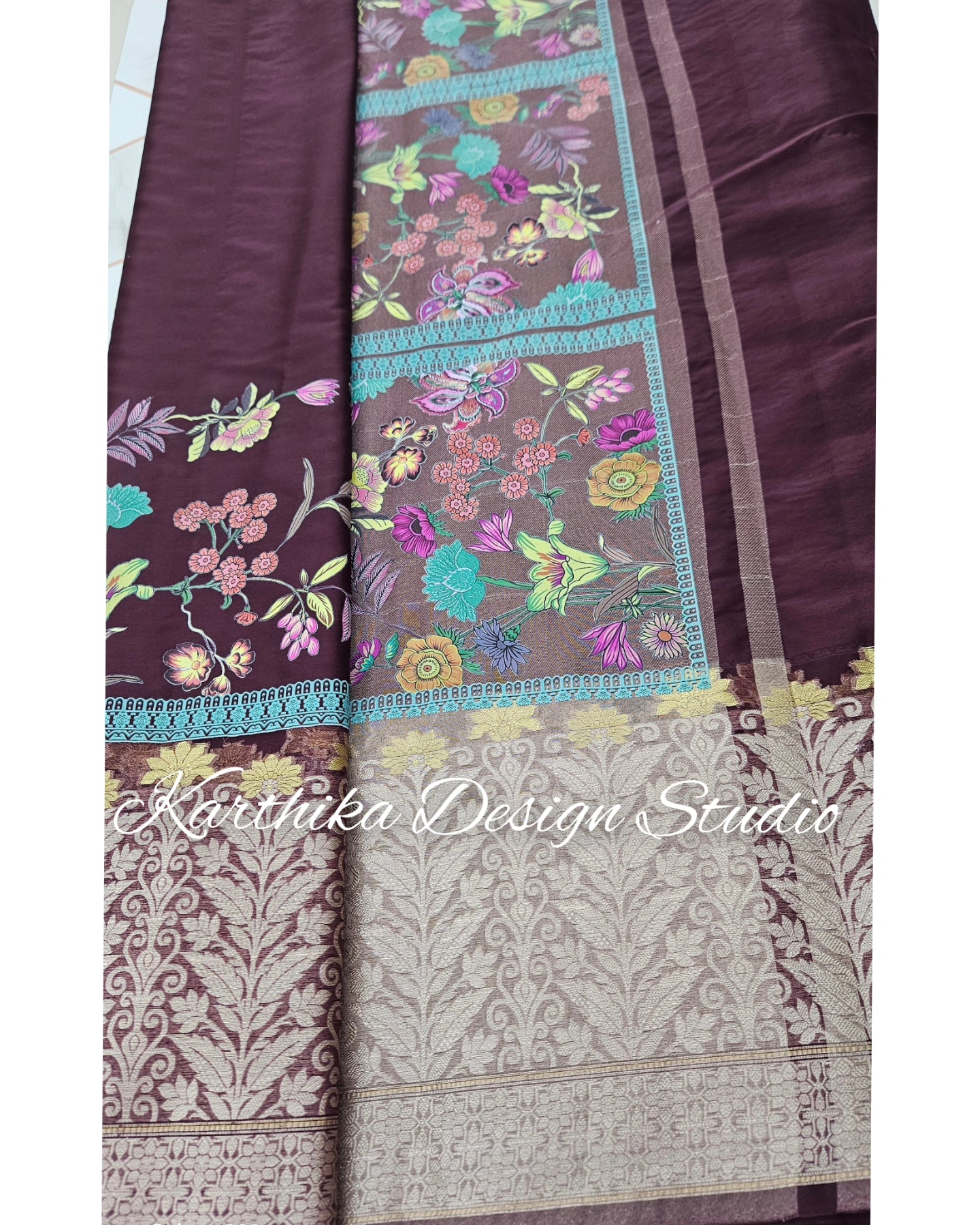 Embossed printed tissue saree with zari border