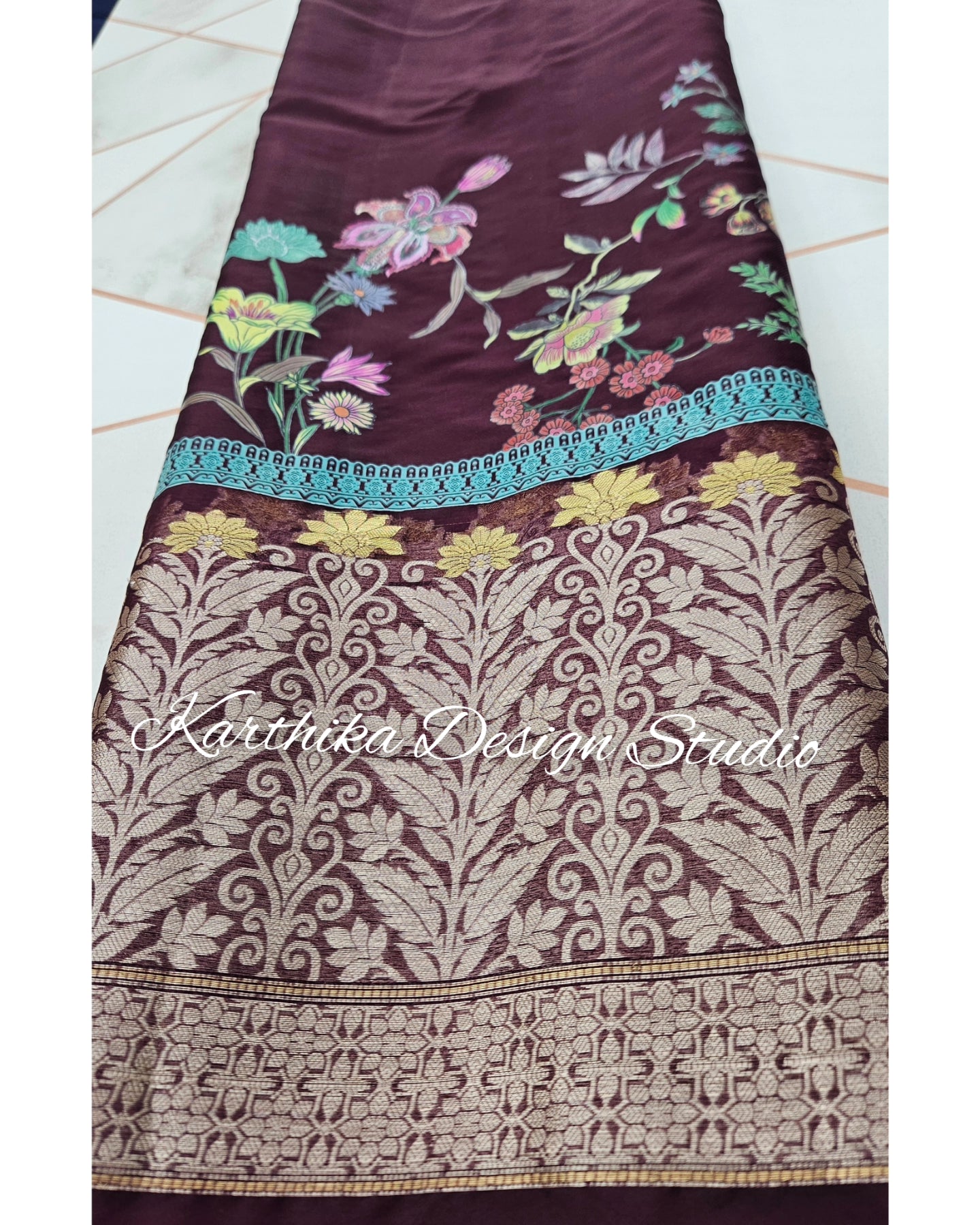 Embossed printed tissue saree with zari border