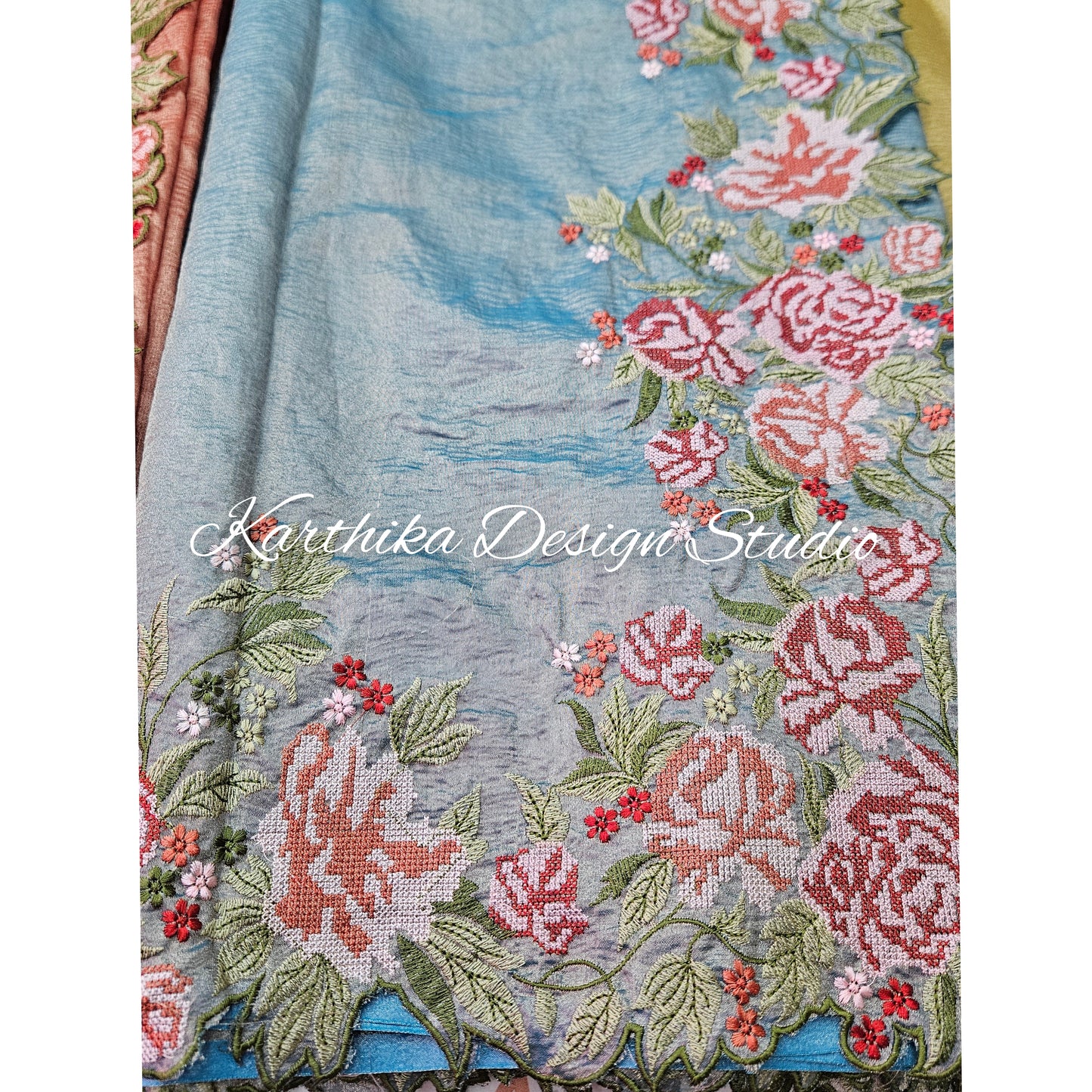 Crushed tissue saree with embroidered border