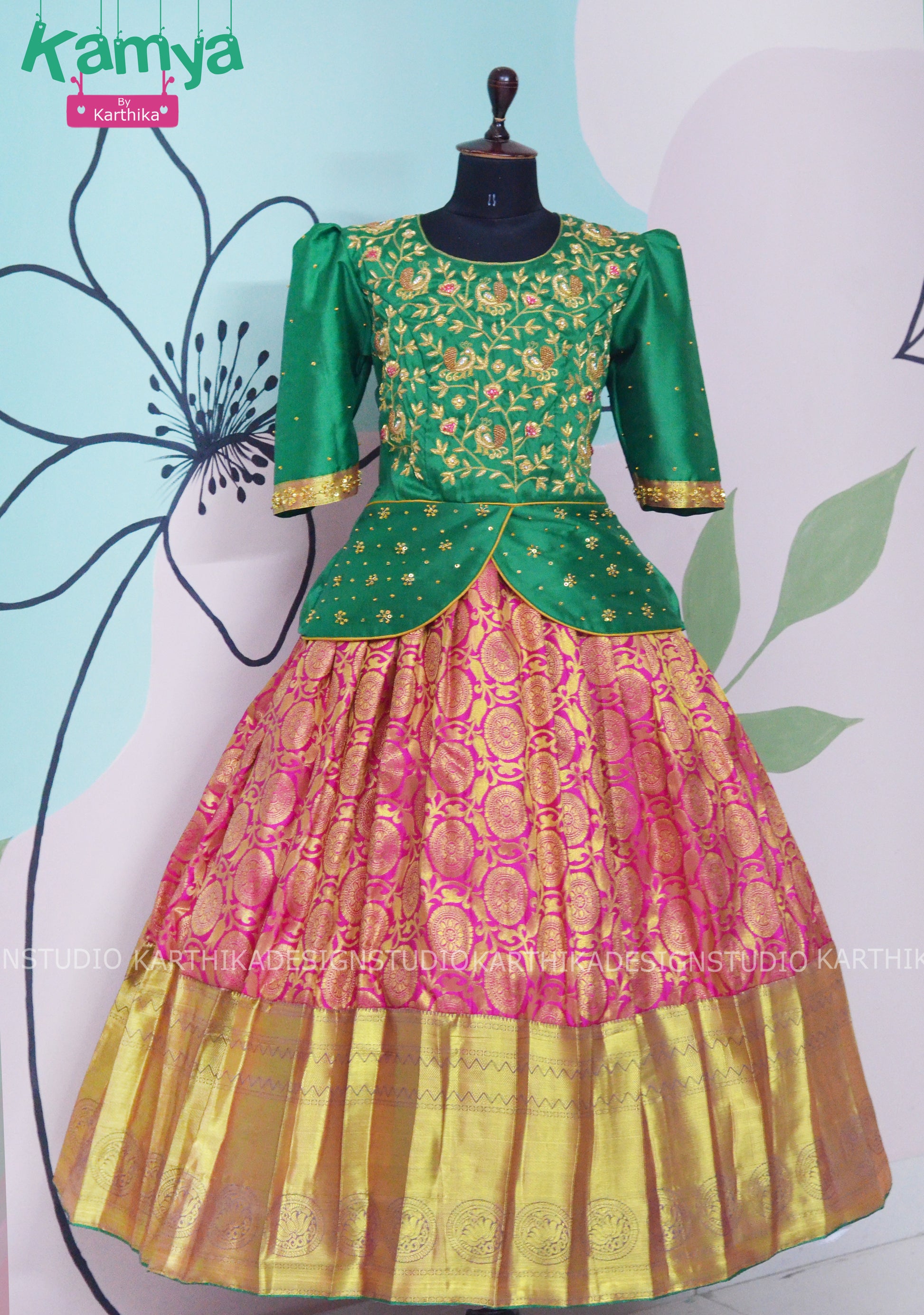 Traditional Langa Blouse Designs For Girls Kanchi Pattu Langa