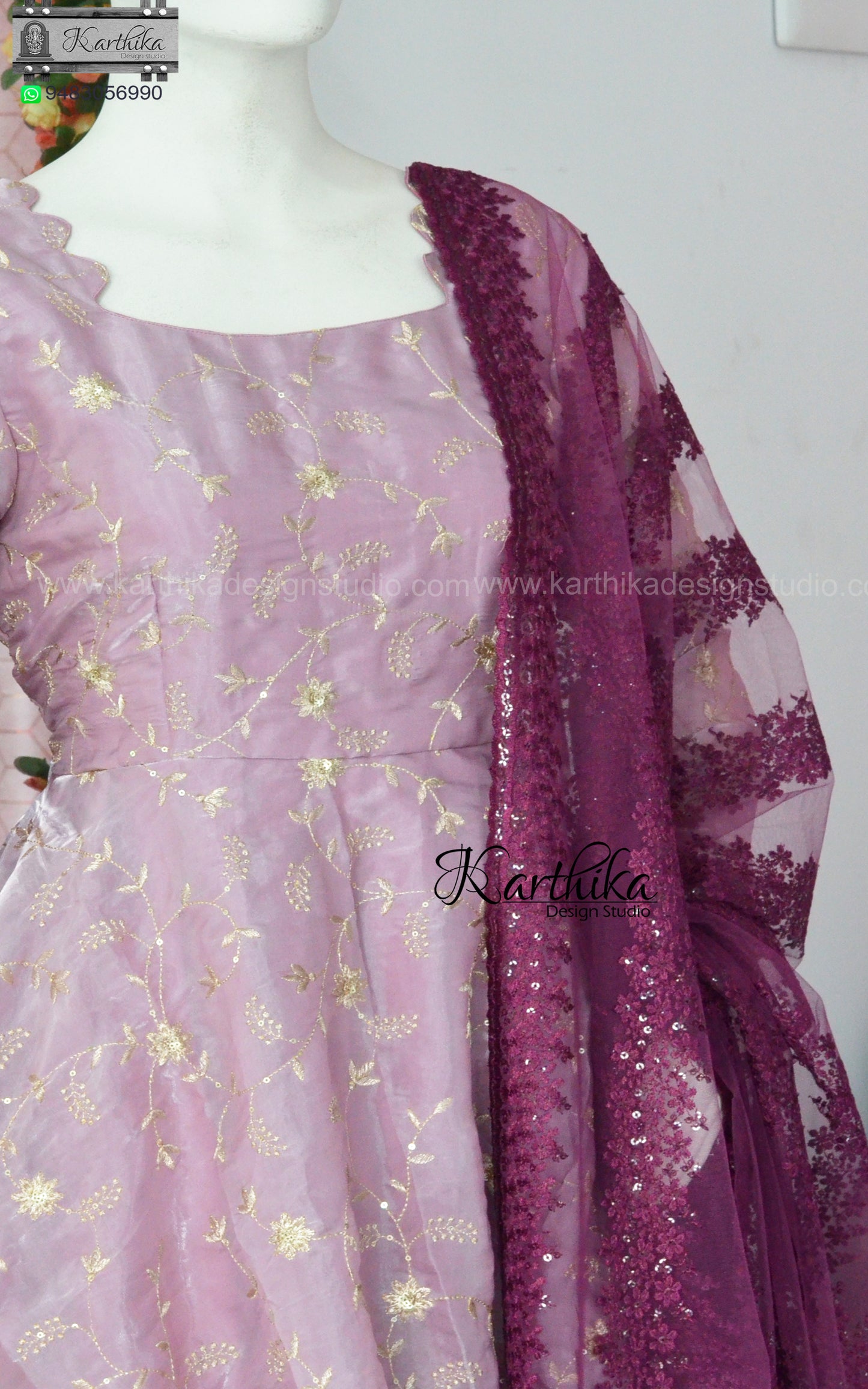 Embroidered spacesilk chudidhar