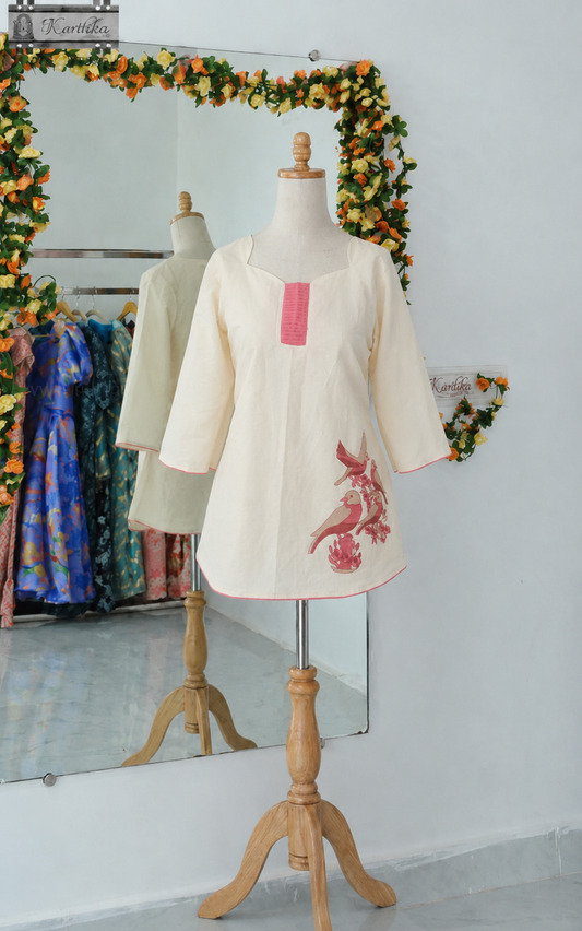 Embroidered kora cotton tunic
