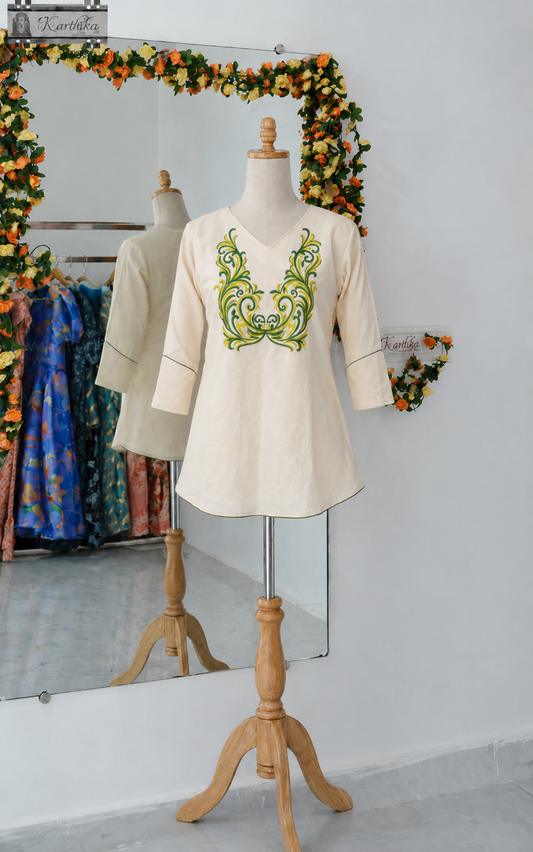 Embroidered kora cotton tunic