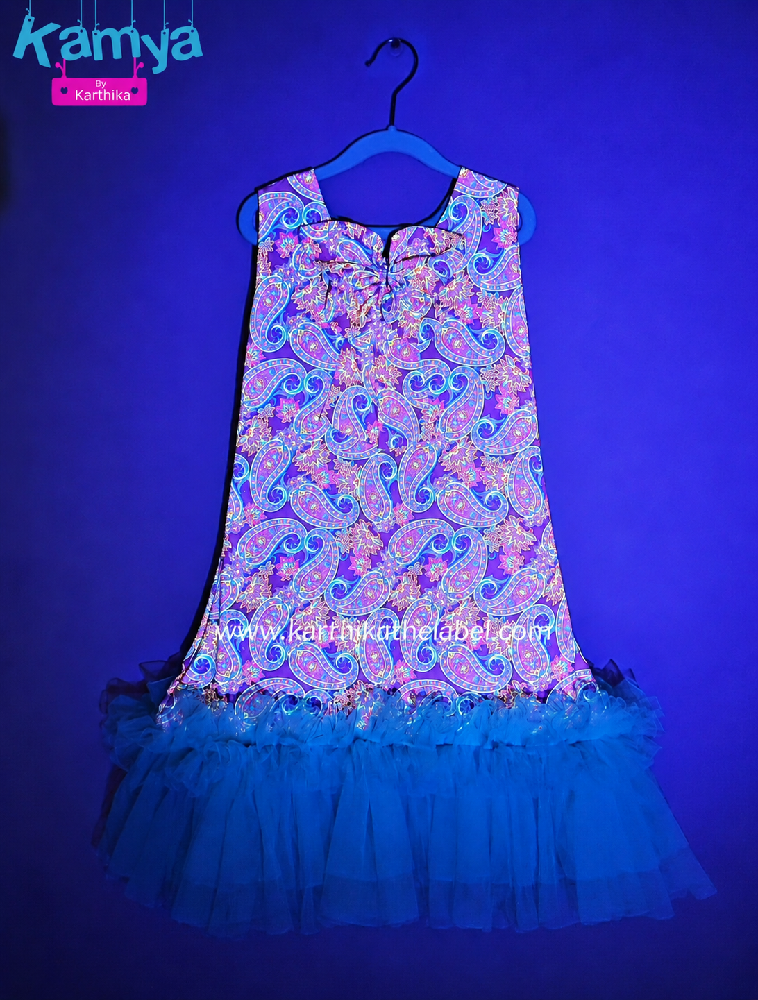 Glow under UV frock