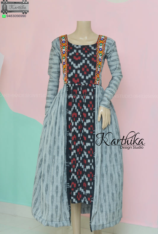 Ikkat kurthi with coat model.