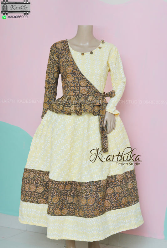 Chikankari/kalamkari cotton kurthi..